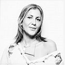 Аззи Глассер